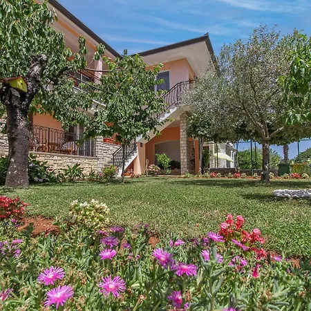 Gasthuis Rosy In - Istrien Rovinj