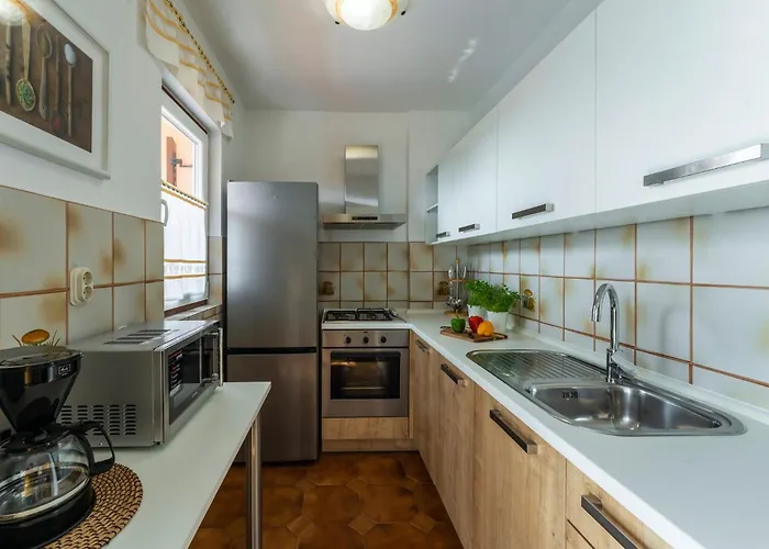 Rosy In - Istrien Gostinjska kuća 3*